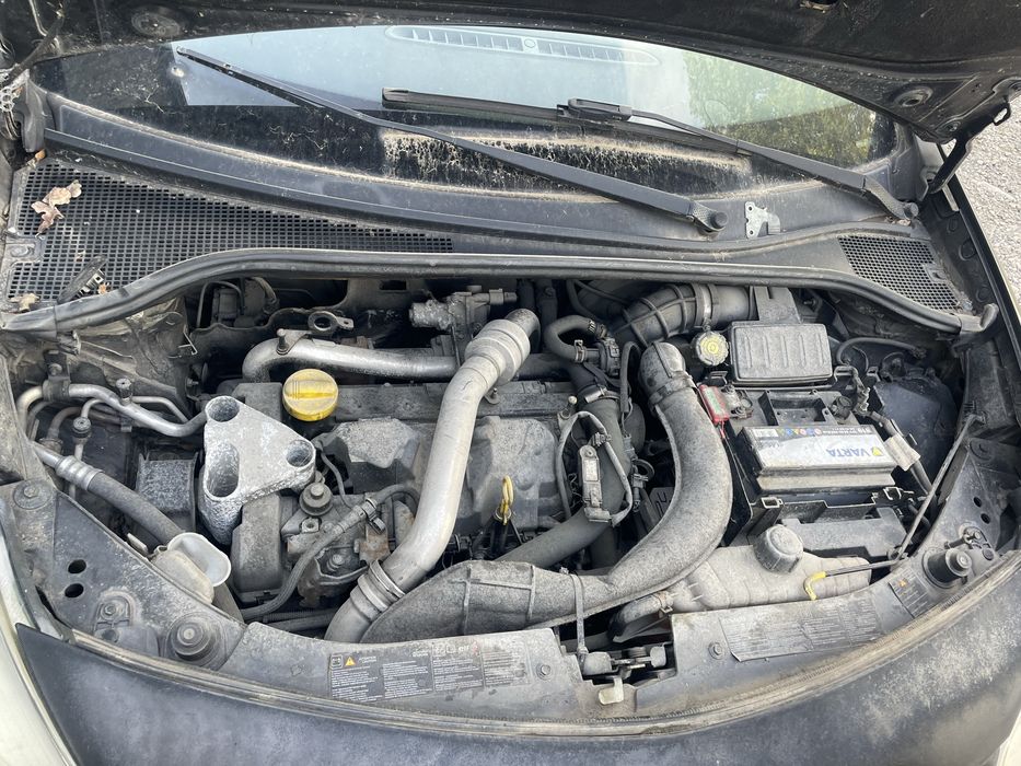 Dezmembrez/piese Renault clio 3  1.5dci 2005-2012 clio 3