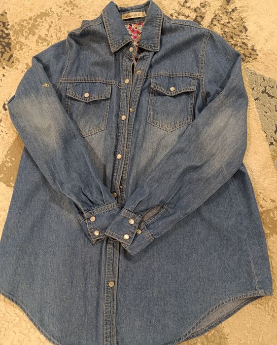 Продам   джинсовый    рубашка