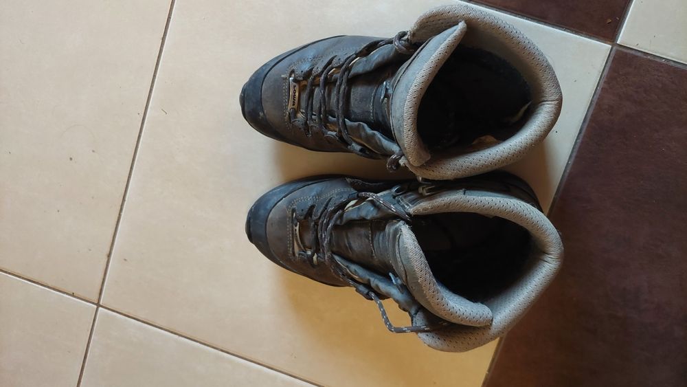 Ghete iarnă Lowa  mărimea 39