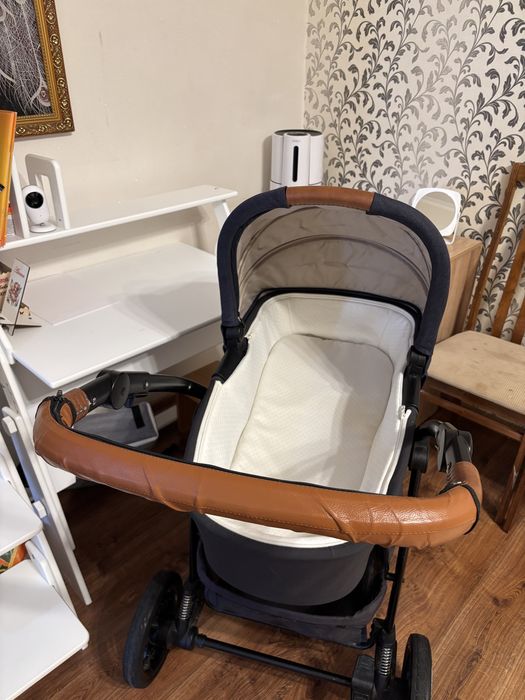 Продам коляску Cybex 2в1