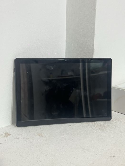 Продается планшет G2000