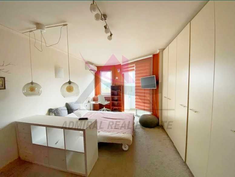 Дава се под наем Едностаен апартамент в Варна, Бриз - 37 кв.м за 300 € - Снимка #1