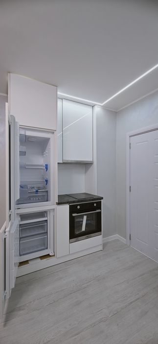 Продава се Тристаен апартамент в Горна Оряховица - 65 кв.м за 722 €/кв.м - Снимка #2