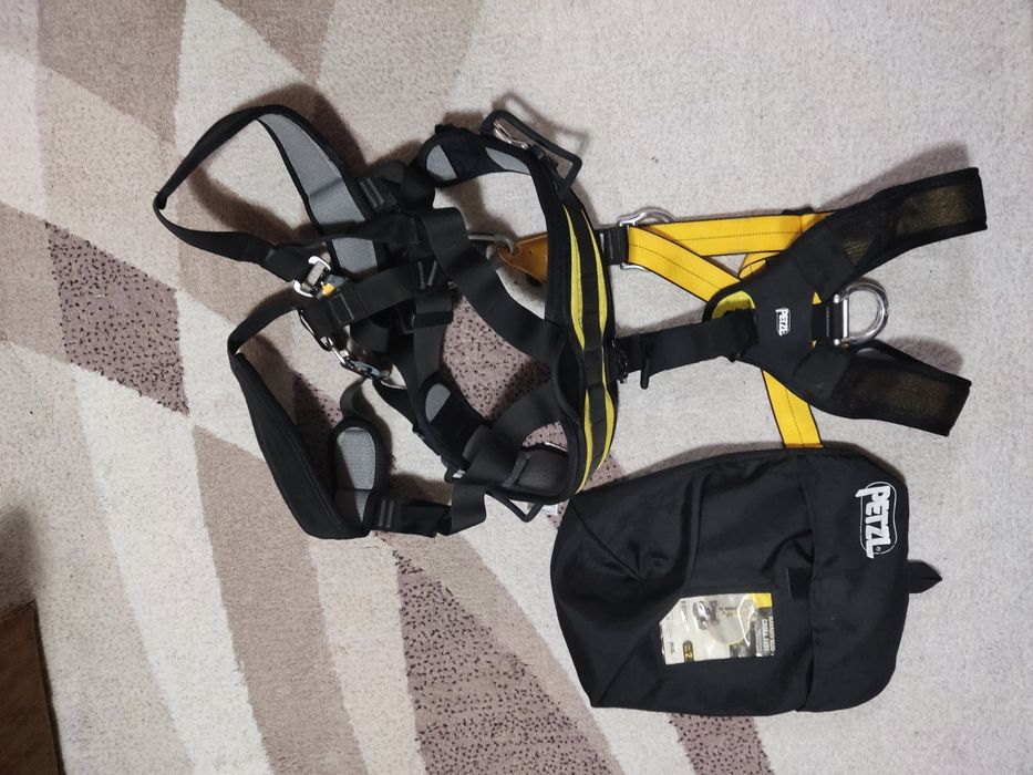 Сбруя (седалка) Petzl Navaho с вграден гръден самохват за височинна работа
