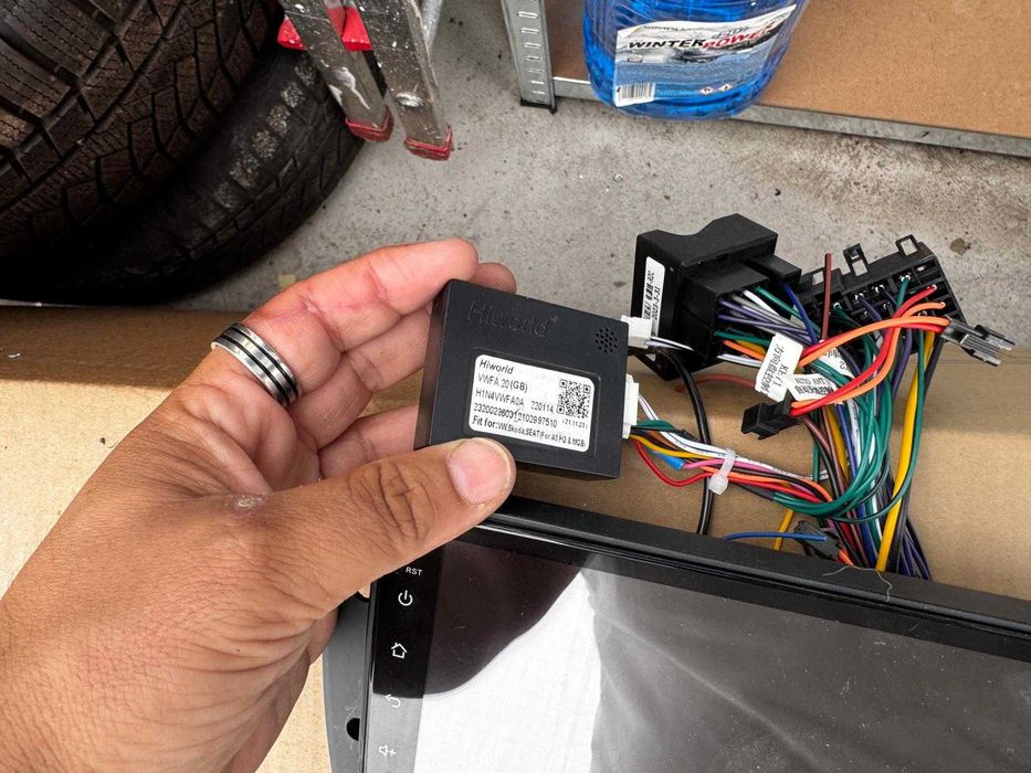 Navigație Dedicată Android 4 GB RAM Seat Ibiza IV (2008-2015) + Canbus Comenzi Volan