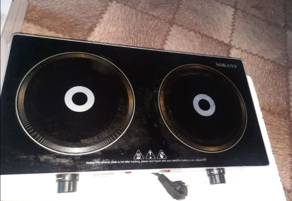 Электро плита 2 х комфорная Индукционая настольная
Плитка электрическа