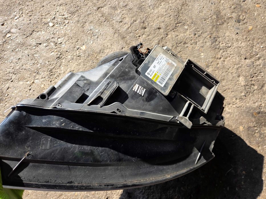 Far dreapta xenon bixenon complet Audi A5 8T cod 8T0941004AL 8TO 941 004 AL 89317781 8T0941003AL 8T0 941 003 AL 89317771