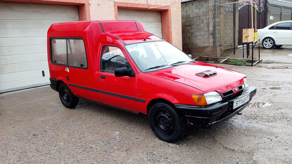 Ford courier 1.8 дизель