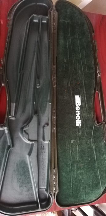 Vând toc armă Benelli