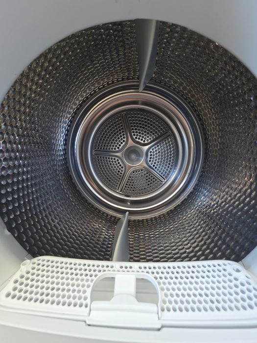 Сушилня с термопомпа Siemens iQ 300