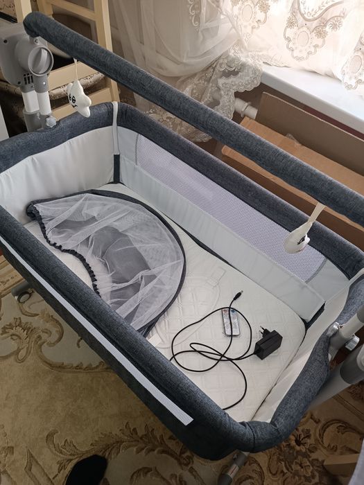 Электронной манеж новый