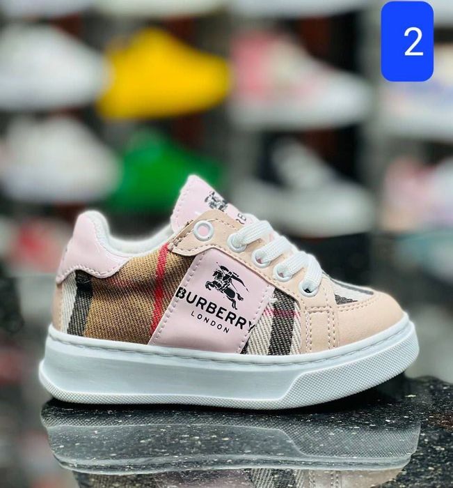 Adidasi fete și baieti