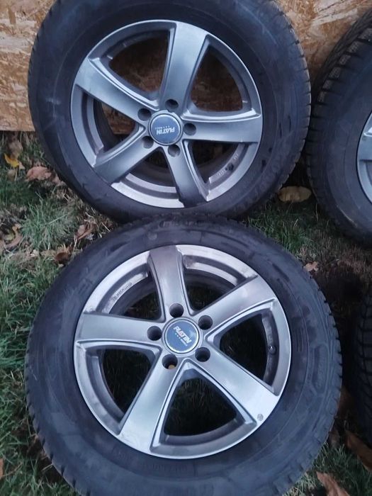 Зимни Гуми с Аломиниеви джанти 16“ 5 х 112 / Ф-57.1мм/ VW- AUDI-SEAT-SKODA - GOOO YEAR - Performance + Ultra Grip