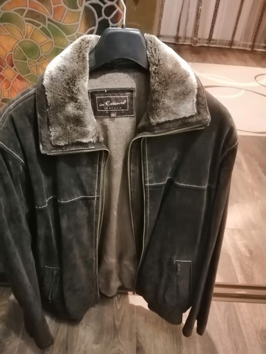 Scurta piele barbateasca