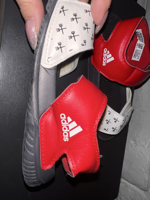 Детски сандали Adidas Manchester United