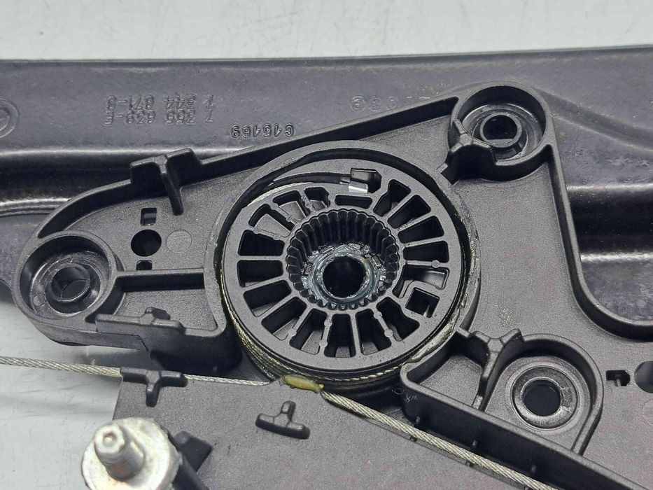 Macara electrica geam stanga spate Bmw X3 (F25) [Fabr 2010-2017]