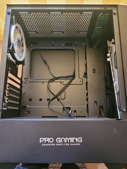 Carcasa Pro Gaming