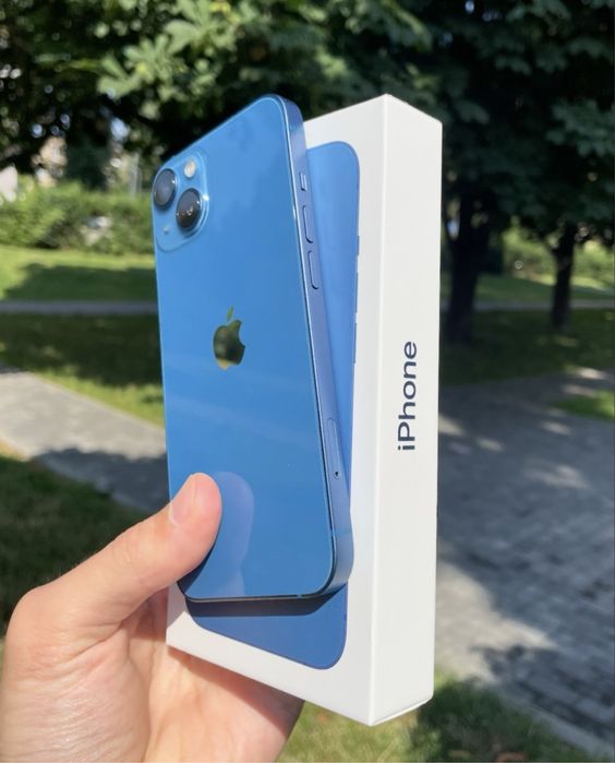 Айфон 13 128гб синии цвете