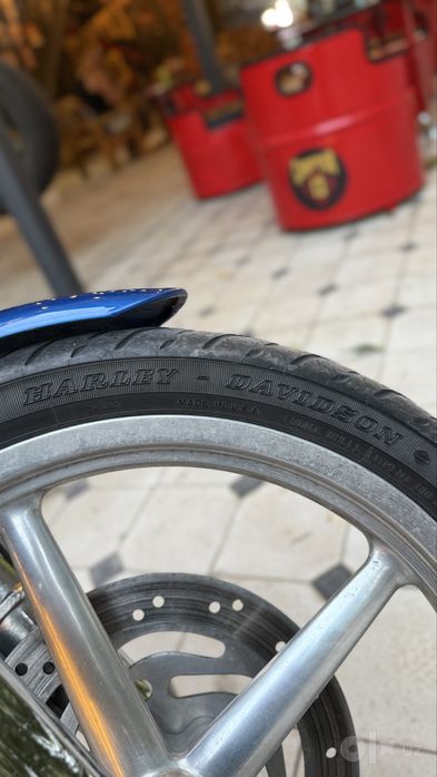 Продам свою икону Harley davidson Rocker S