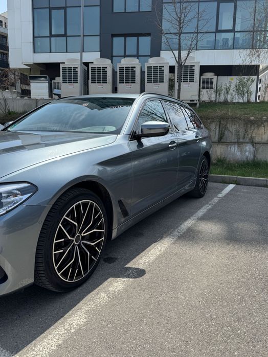 ПРОДАВА СЕ BMW 520d 2018 г