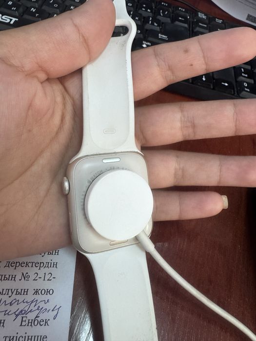 Сатылады Apple Watch SE 4 Gen, өлшемі 44 мм