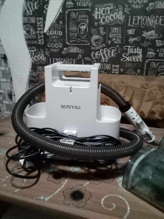Продам пылисос моющий