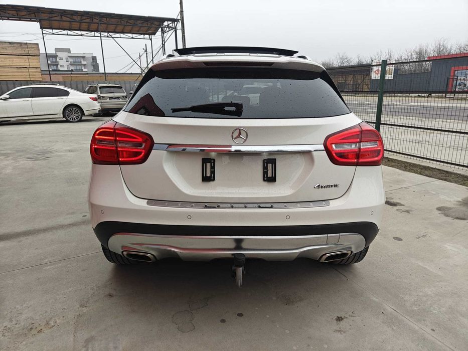 Mercedes Gla 220 4Matic Automat Edition1 Panoramic