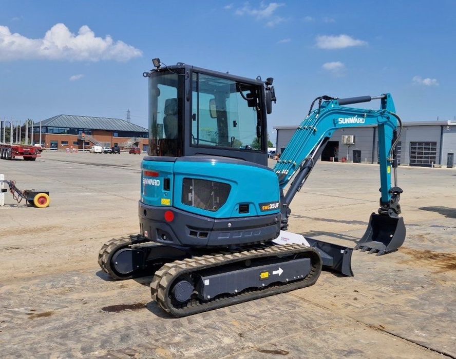 Miniexcavator Sunward SWE35UF | Nou 2026 | Aer Condiționat |