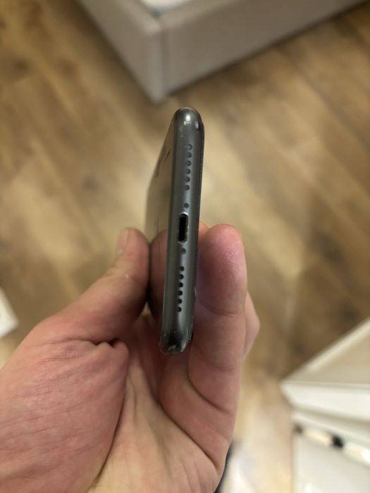 Iphone 11 space grey