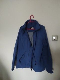 Geci, Haine, mărimi diferite, modele diferite, culori diferite