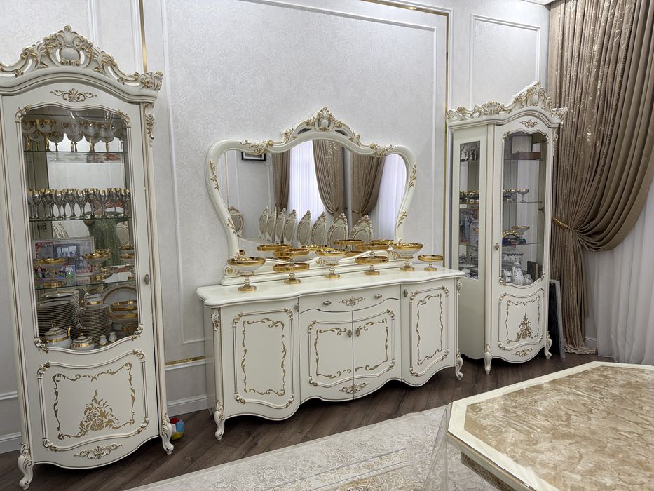 Сатылады стол орындық гарнитур