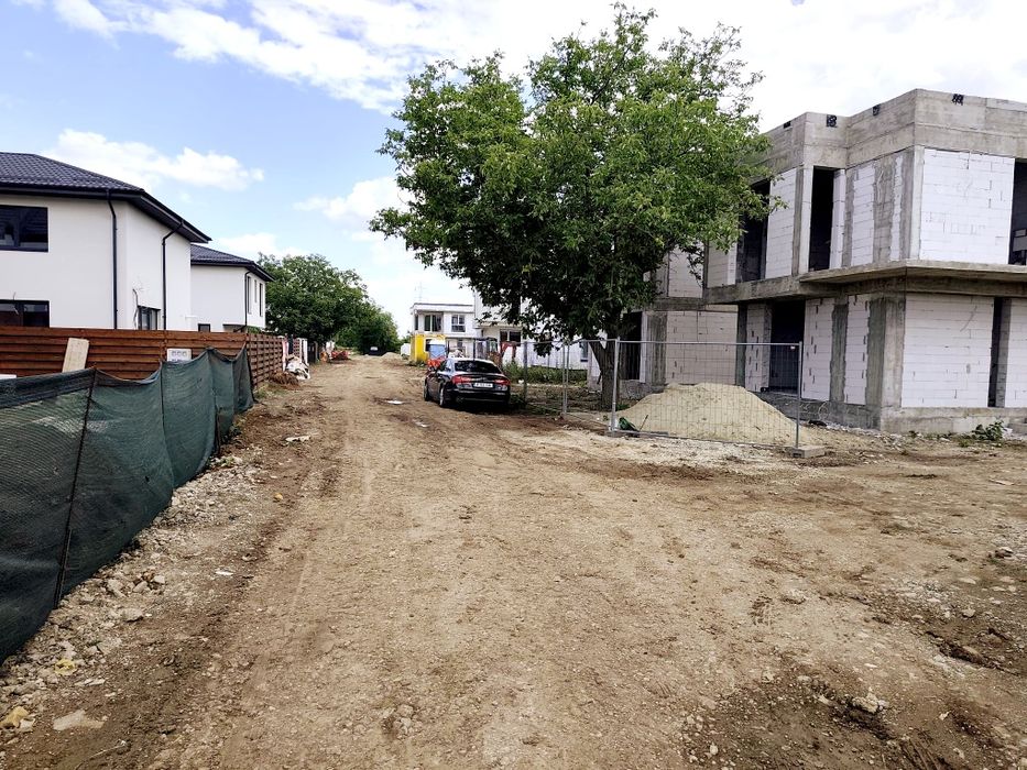 Teren intravilan de vânzare în Popești Leordeni, acces metrou