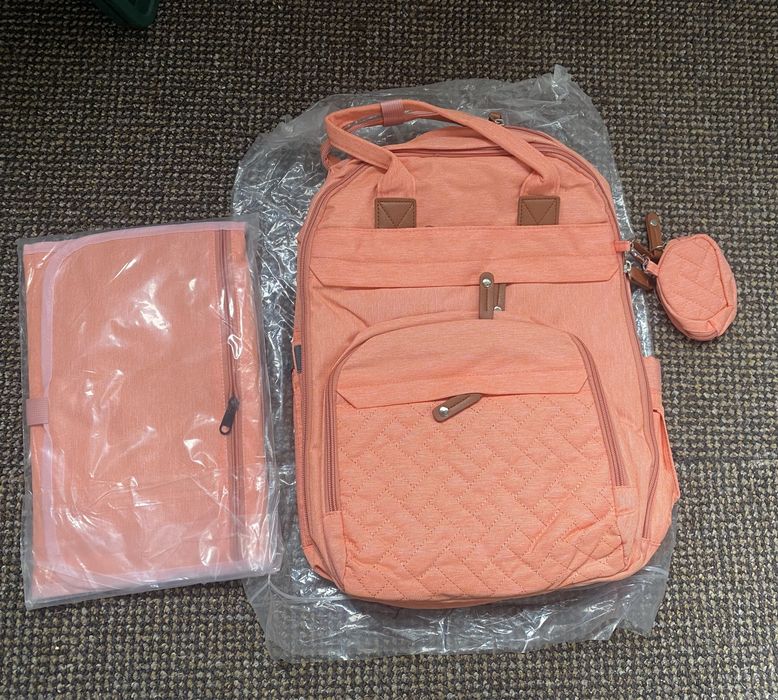 Ghiozdan pentru bebelusi