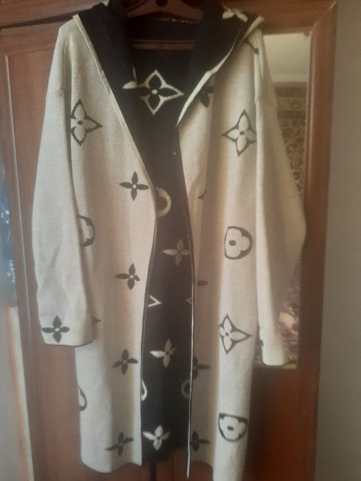 Кардиган продам срочно