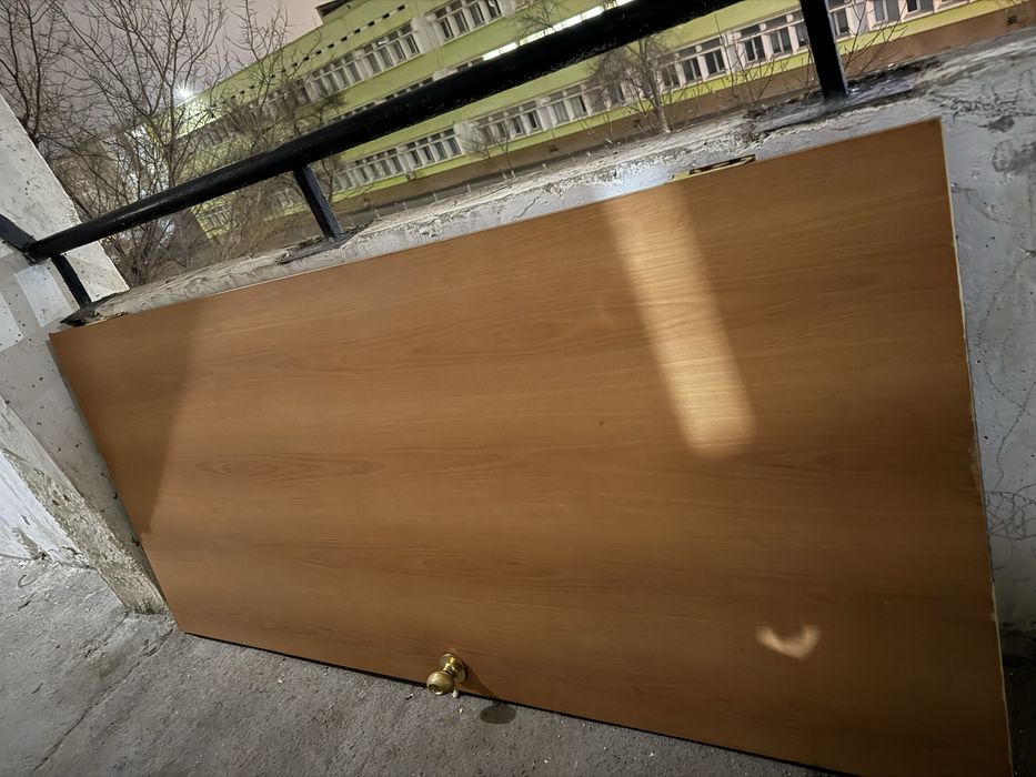 Двери межкомнатные б/у