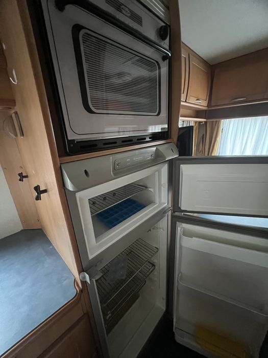 Кемпер McLouis Mercedes Sprinter 2.7 cdi /6 места