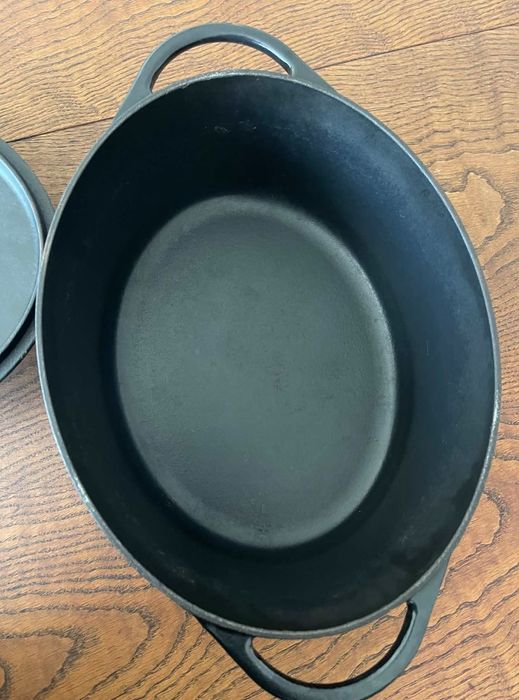 Чугунена тенджера