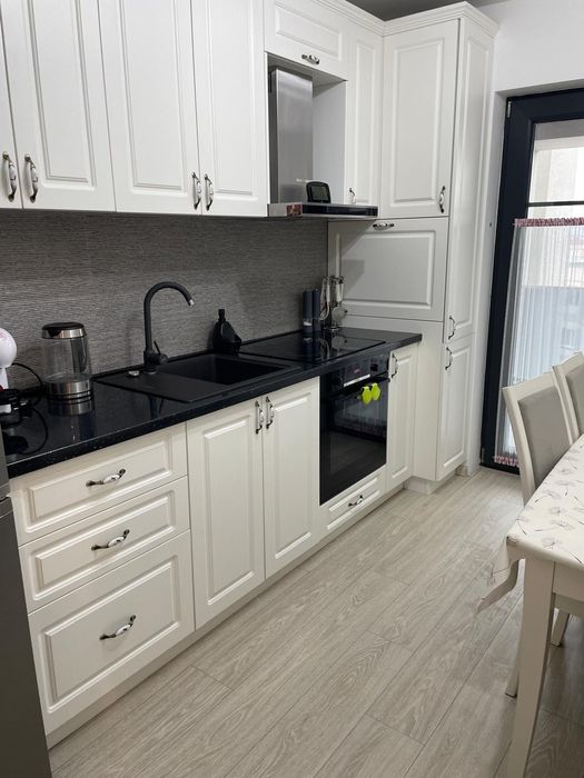 Ap NOU lux, 2 camere decomandat,ultra modern,Boxă + loc parcare,centru