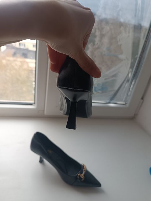 Продам новые туфли