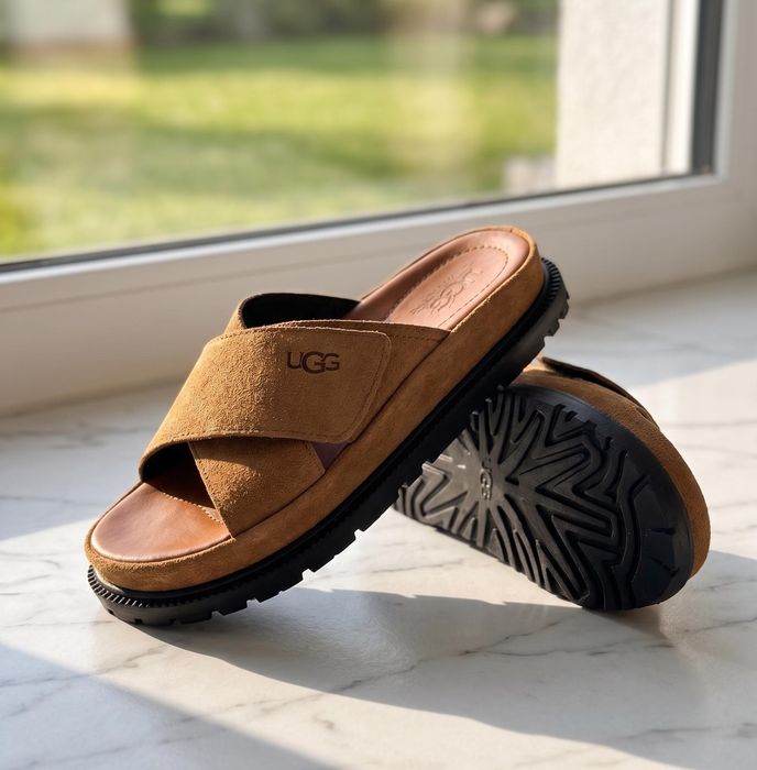 Papuci Dama UGG Maro - Full Box