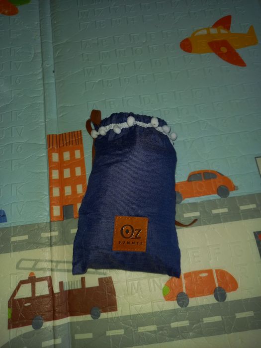 Продам  2 шарфа..