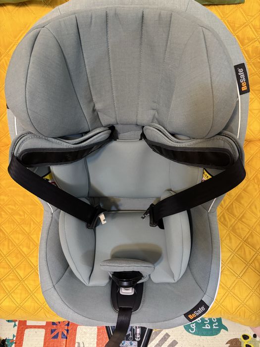 Scaun auto BeSafe iZi Turn i-Size