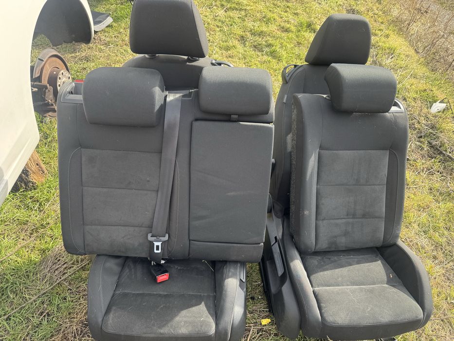 Салон за Голф 6 ( две врати )