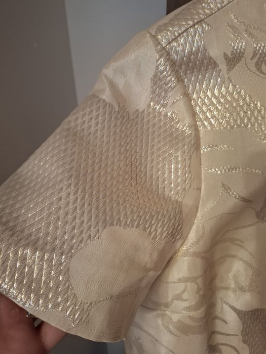 Compleu elegant crem