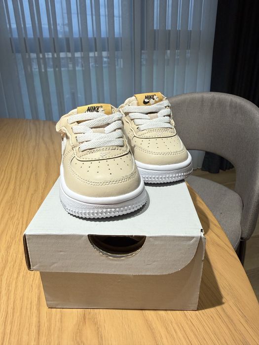 Детски кецове Nike Air Force Low Easy On