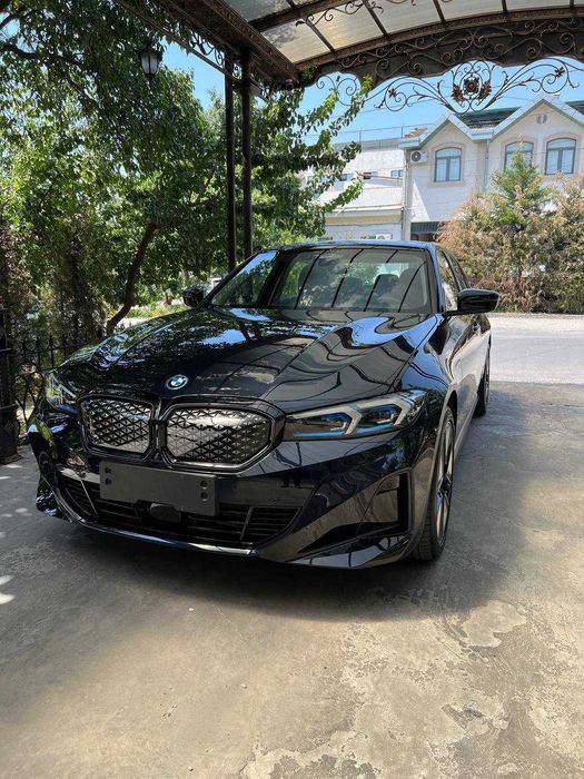 BMW i3 40L M Night sport arzon narxda natariusga tayyor