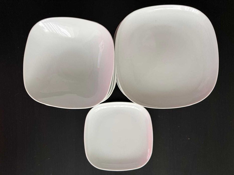 Set 16 farfurii pătrate din ceramică – 3 mărimi, stare excelentă