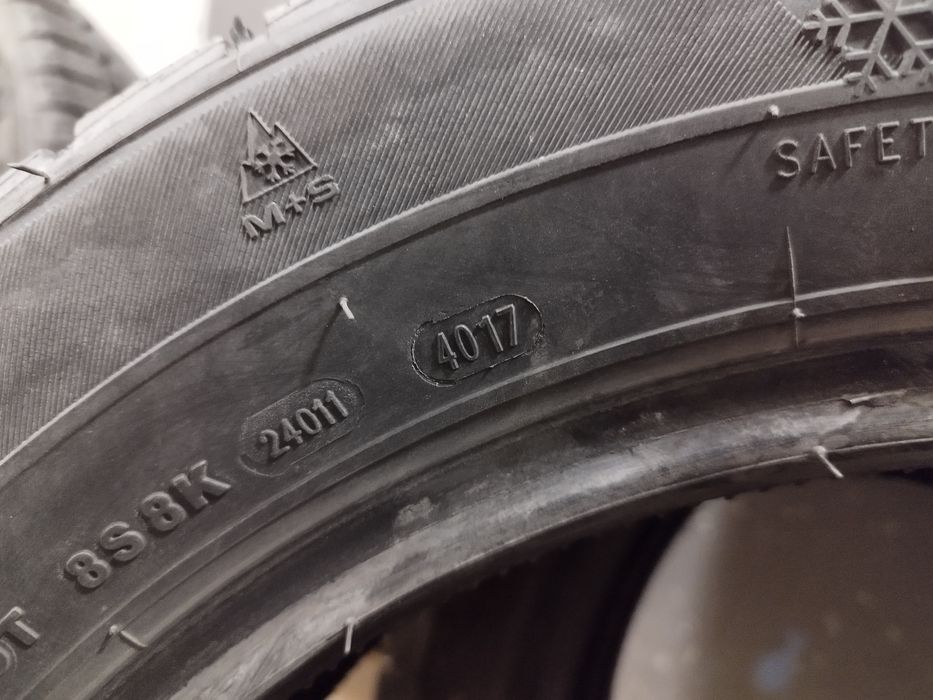 Зимни гуми Petlas 205/55/16