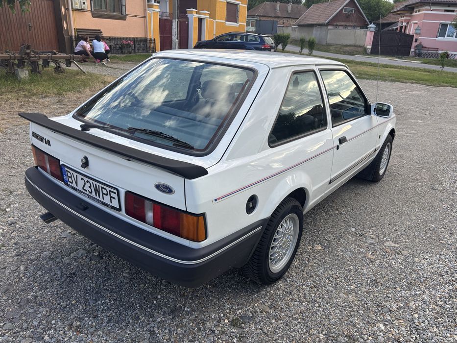 FORD Escort 1989 — imagine 4