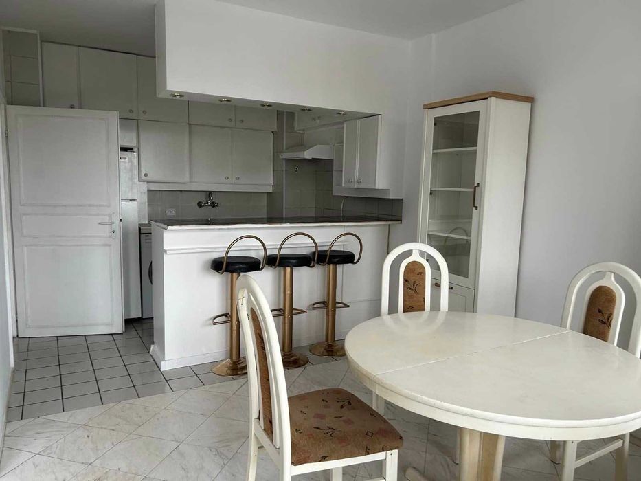 Дава се под наем Тристаен апартамент в София, Западен парк - 100 кв.м за 612 € - Снимка #1